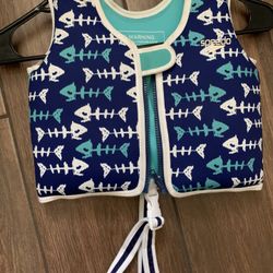 Kids Swimming Vest. $6    Porterville 