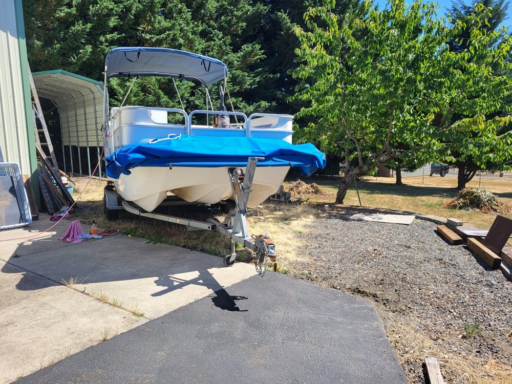 Pontoon Boat 20 ft. for Sale in Oregon City, OR OfferUp