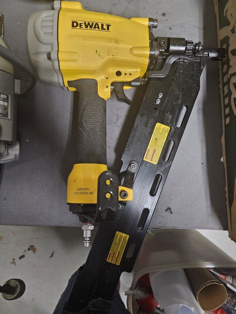Dewalt Nail Gun/Rigid Compressor