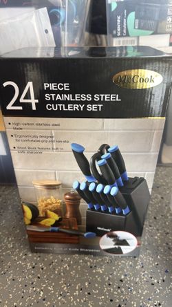 McCook 24 Knife set NEW