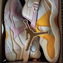 Little Girl's Air Jordans Size (1Y)