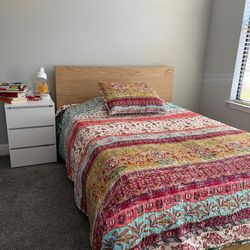 Full Bed With Base and Mattress