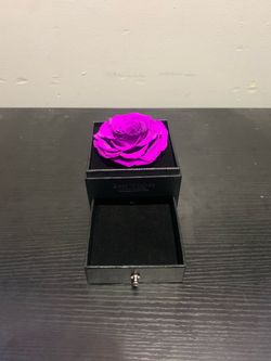 Rose jewelry box