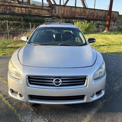 2014 Nissan Maxima 