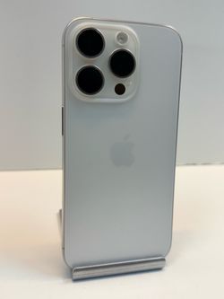 Apple iPhone 15 PRO 256gb. ( Fully Unlocked Phone )