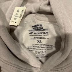 2 hoodies black and white