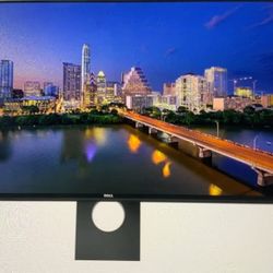 Dell Monitor 24” Ultrasharp Infinity Edge