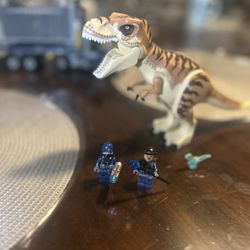 Jurassic Park T-Rex Lego Set 