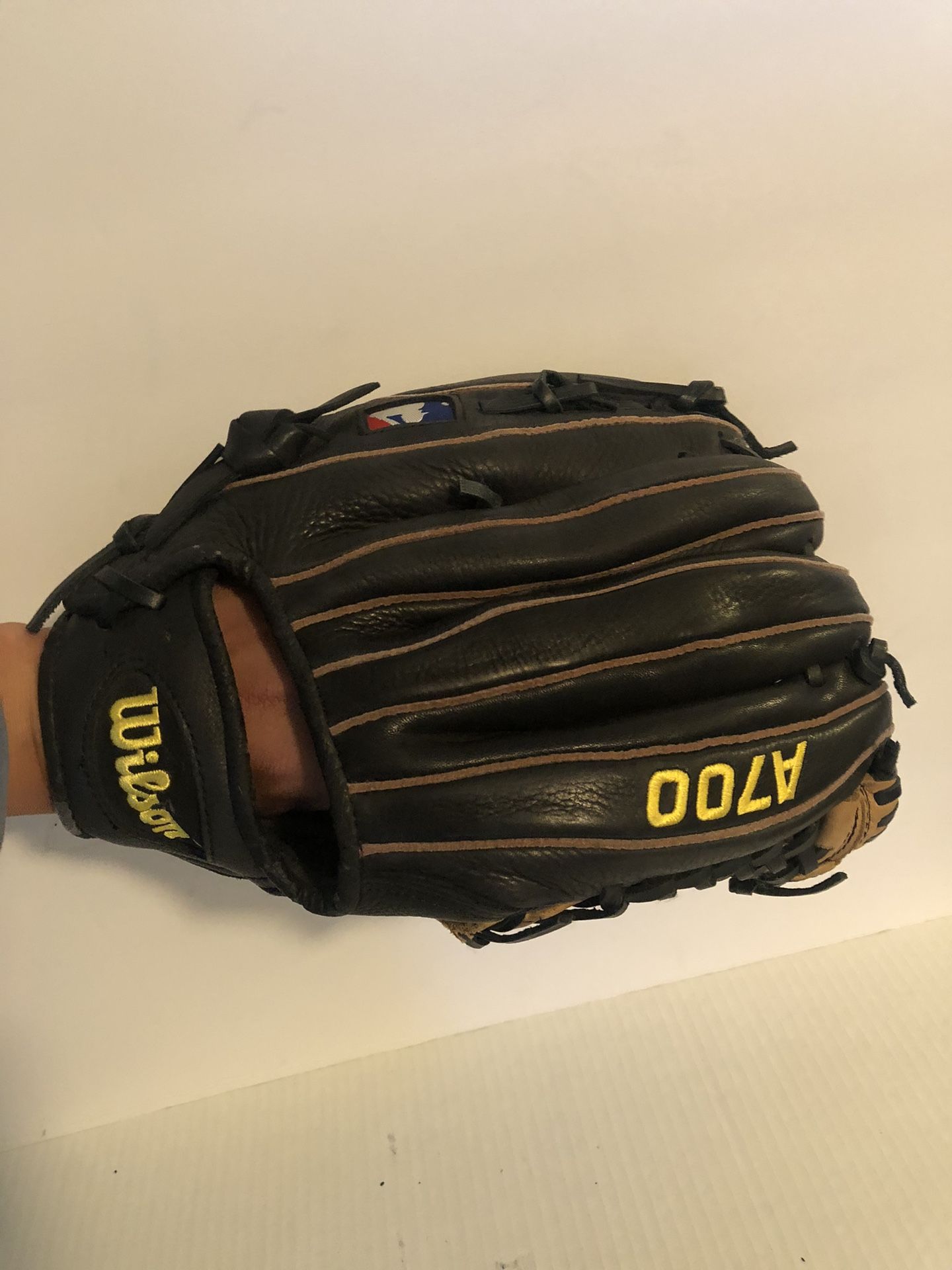 Wilson A700 Baseball Glove 1782-BST