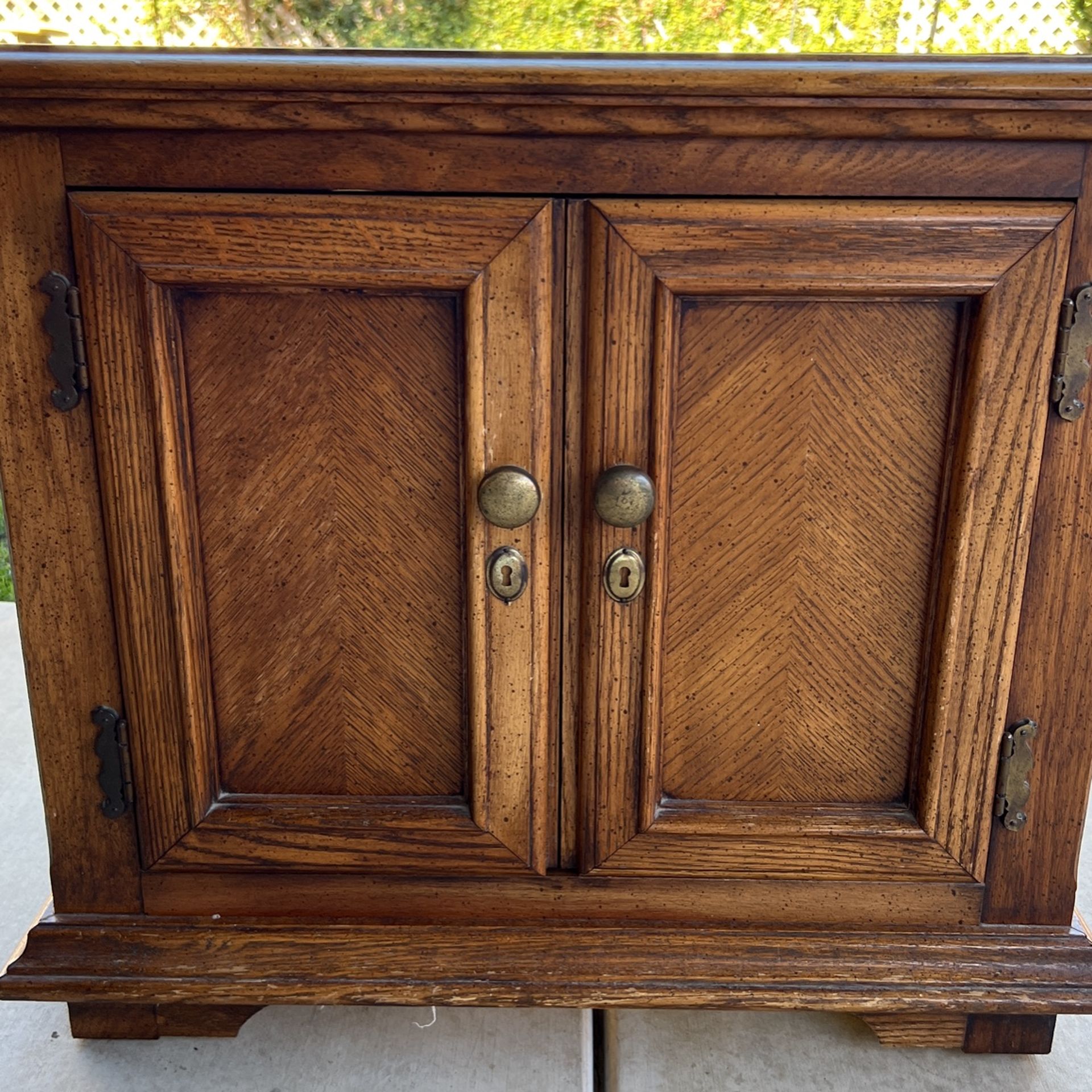 FREE Nightstands for Sale in Whittier, CA OfferUp