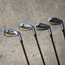 Wilson Ultra Golf clubs