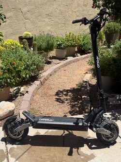 High Performance Dual Motor Electric Scooter - Apollo Phantom