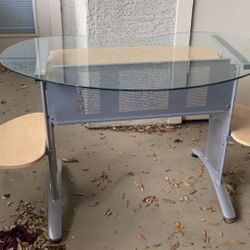 Office Desk