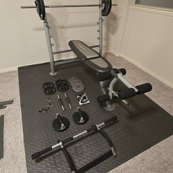 Weight bench with accessories