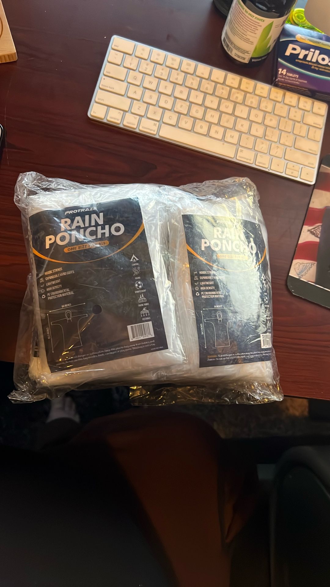 Pack Of 10 Disposable Rain Poncho