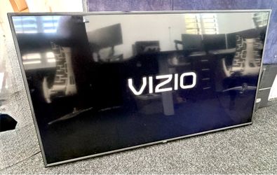 Vizio 70” • V705-J01 4K HDR Smart LED TV