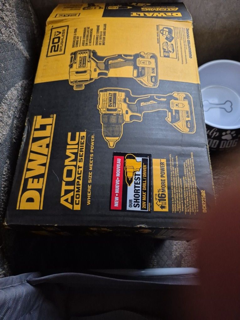 DeWalt 20vbrushless/Flex Volt Advantage Hammer Drill W/Driver Kit