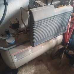 Ingersoll Rand 10.4 CFM compressor 