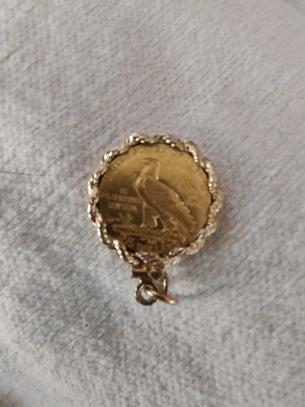 2.5 1913 Gold Indian Head bezel 