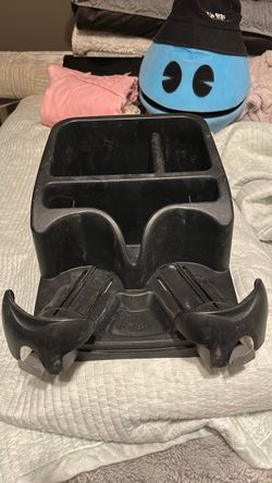 Car or truck organizer/ cup holder