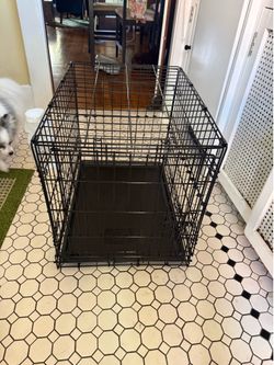 Dog crate (small/medium) 17”x24”x19”