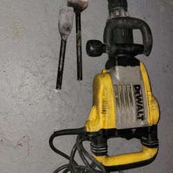 CHIPPING HAMMER DEWALT 