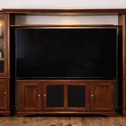 Flexsteel Shenandoah Valley Lighted Entertainment Wall Unit