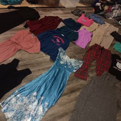 Size SMALL CLOTHES BUNDLE $20