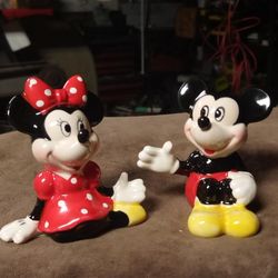 Mickey And Minnie 