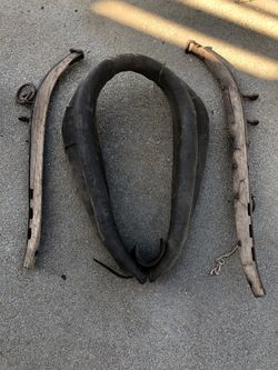 Antique plow collar