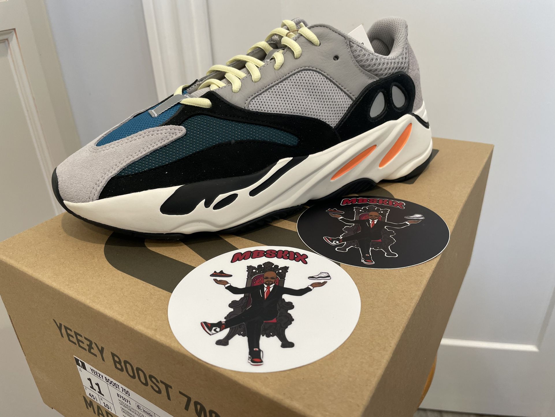 Adidas Yeezy 700 Runner- Size 11/Please read full ad /Price FIRM for Sale in Los Angeles, CA - OfferUp