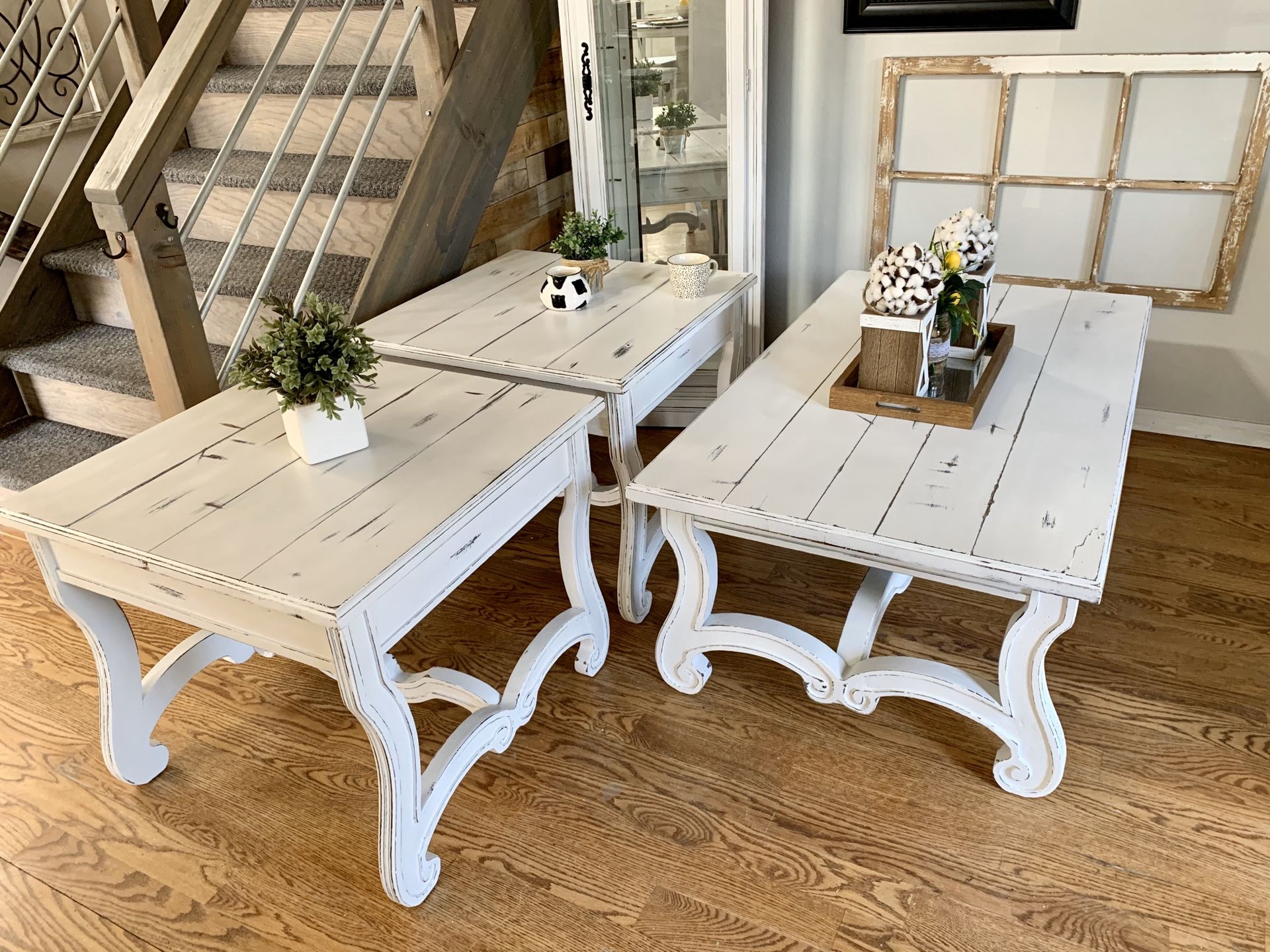 Super shabby coffee table and 2 end tables