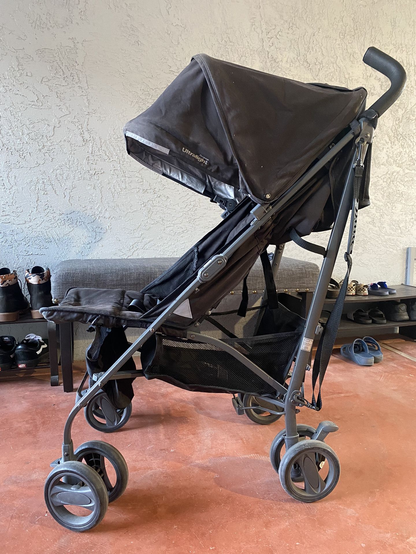 Black Joovy Ultralight Groove Stroller
