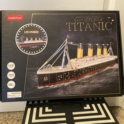 Titanic Ship Model Cubic Fun 3D Puzzles for Adults LED 266pcs Cruise Jigsaw Toys