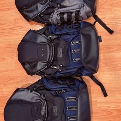Oakley Kitchen Sink Backpack, READ Before Messaging