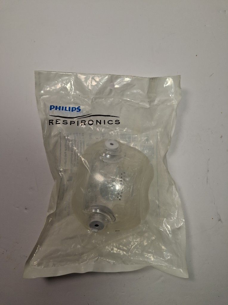 PHILIPS RESPIRONICS DREAMWEAR Full Cushion NEW Large 1133432