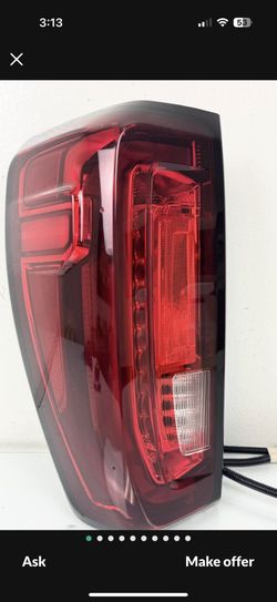 2019-2022 Denali Taillights one is broken