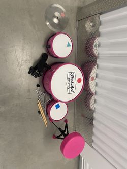 First Act Discovery Junior Drum Set