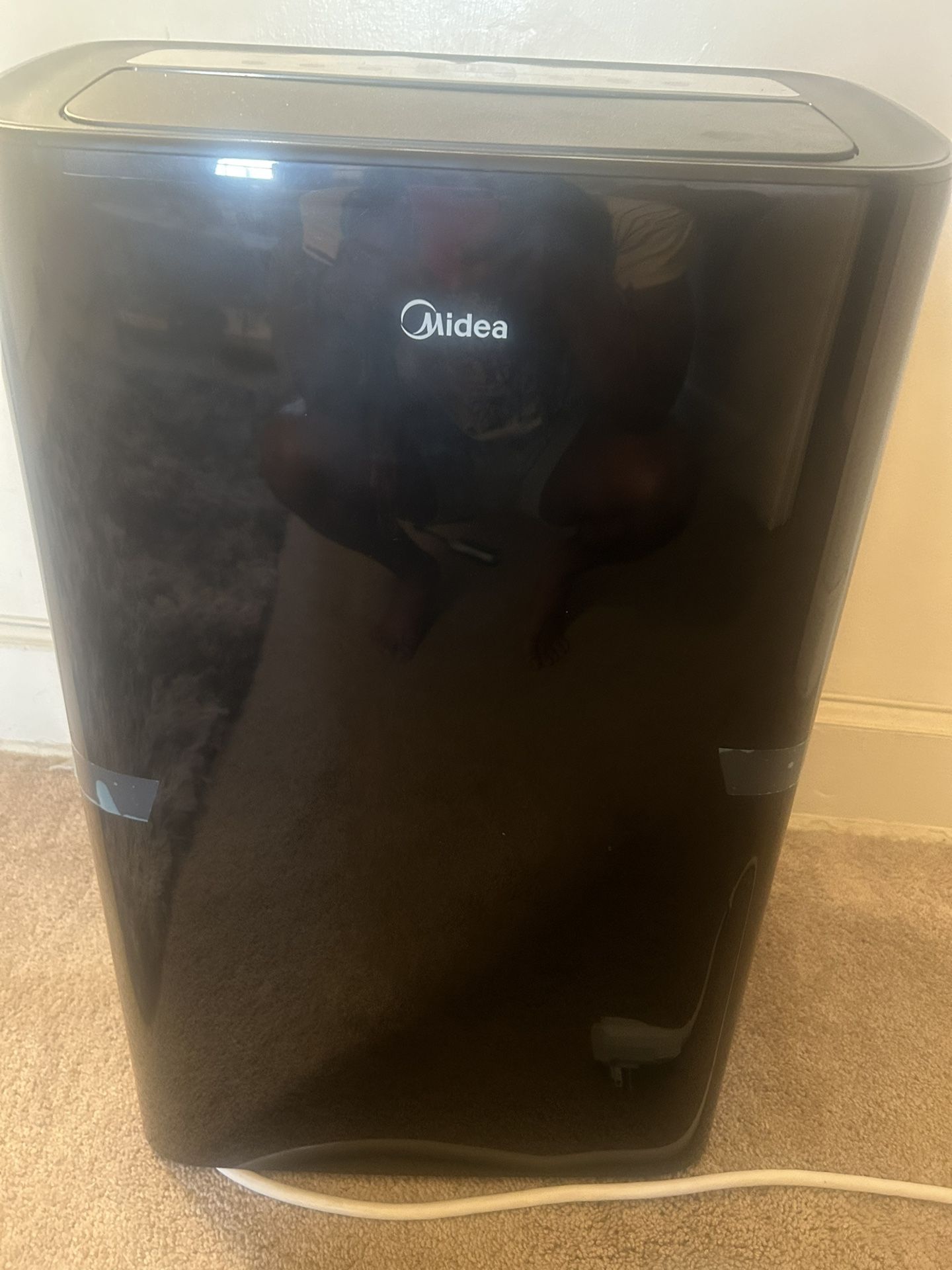 Midea AC Unit