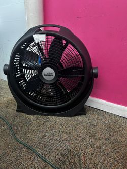 Lasko WindMachine 20" 3 Speed Pivoting Air Circulator Floor Fan