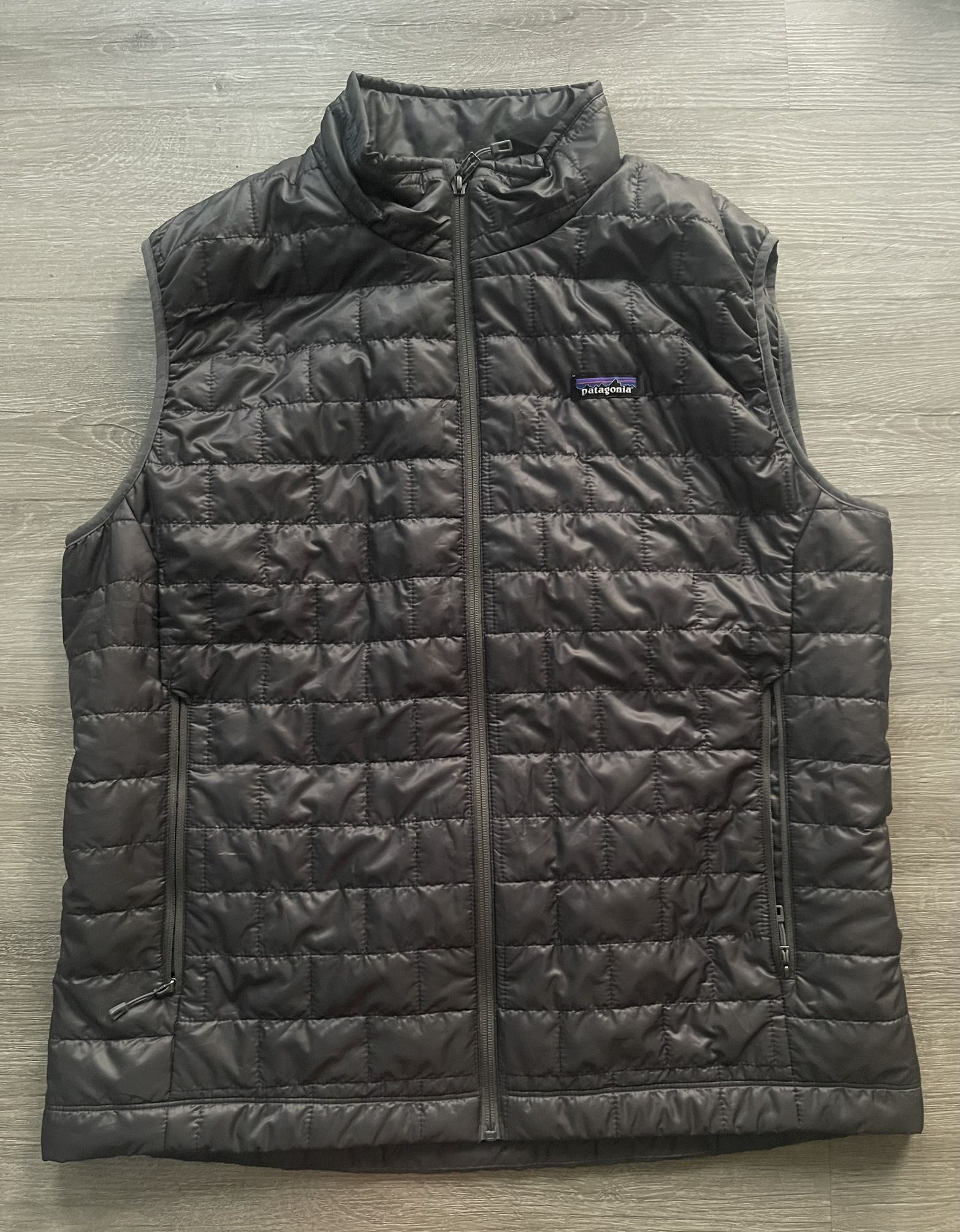 Patagonia Black Puffer Vest Men’s Size XL Black 