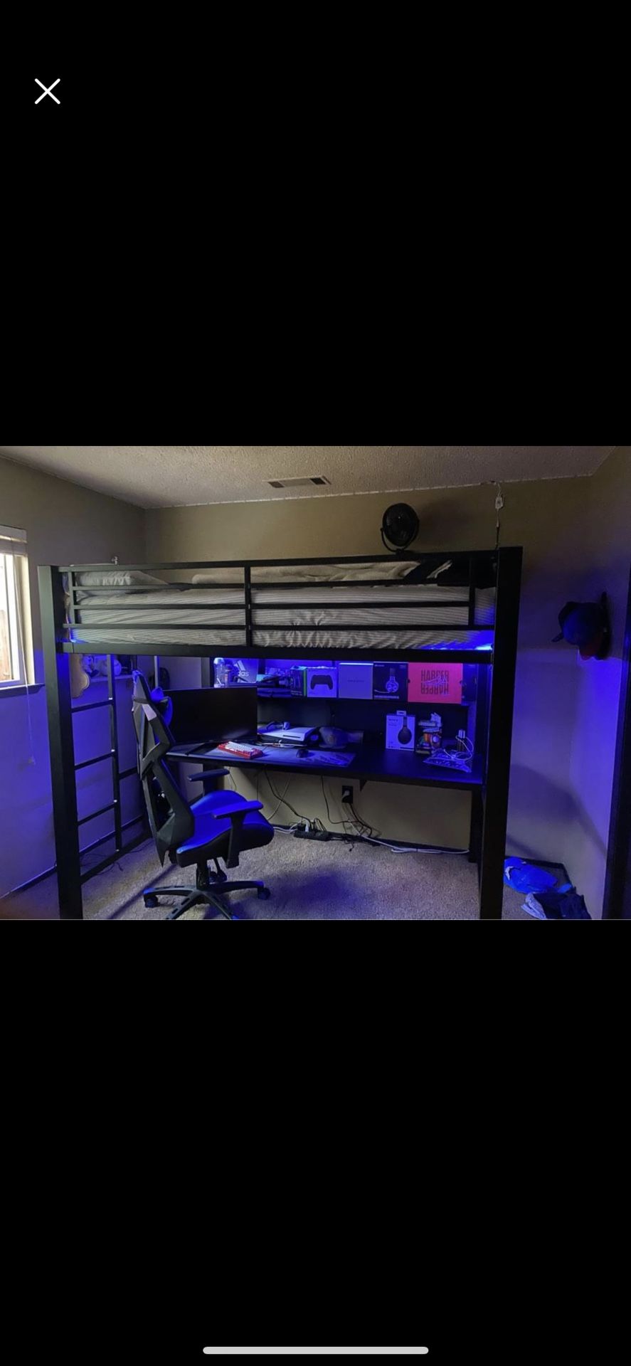 $450 Free delivery fresno n Clovis only Full Size Loft Bed With Built In Desk N Mattress & dresser n
