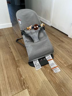 Baby Bjorn gray mesh bouncer with toy