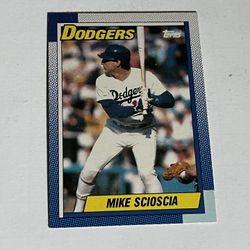 Mike Scioscia 1990 Topps Card #605