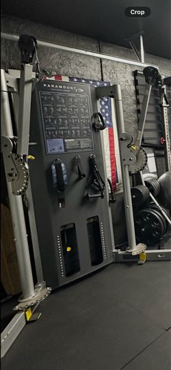 Paramount fitness cable machine