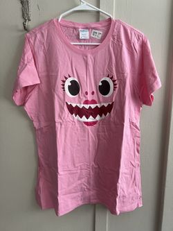 Mommy Shark T-shirt