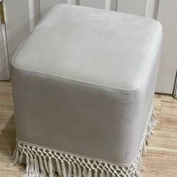 Brand New 18” Antique Cream Velvet Ottoman Square Linen Fringe Foot Rest
