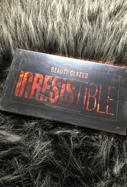 Eyeshadow palette