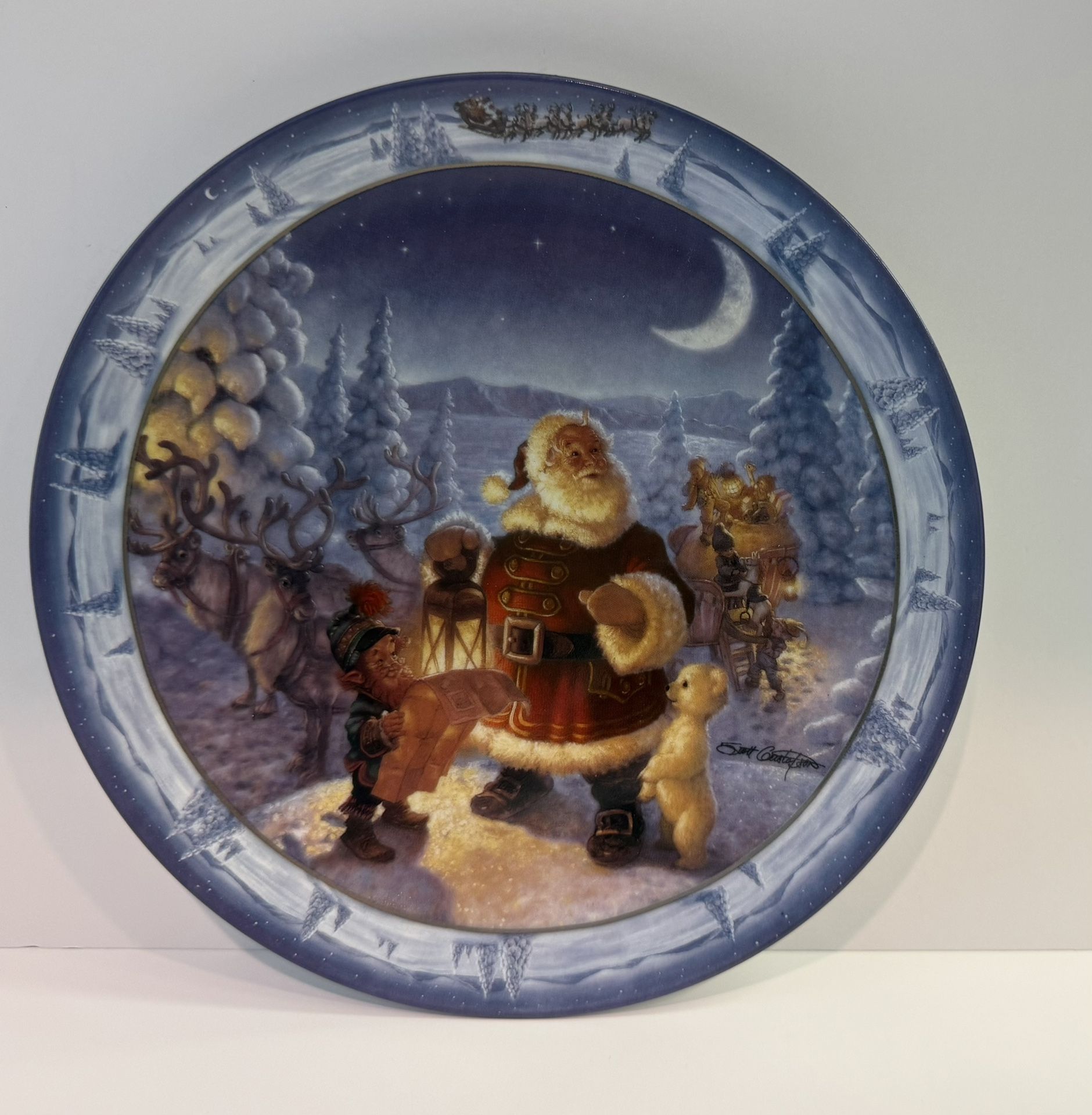 1994 THE BRADFORD EXCHANGE CHECKING IT TWICE SANTA'S ON HIS WAY CHRISTMAS PLATE