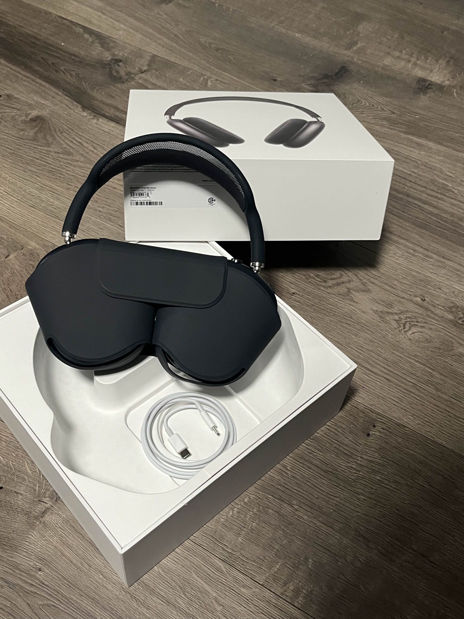 Airpod Maxes